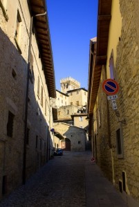 Avviandosi verso il castello..