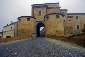 all ‘entrata del borgo medioevale