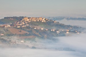 Massa emerge dalla nebbia