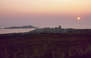 Isola Rossa al tramonto