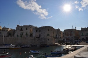 Il bastione Aragonese sul porto