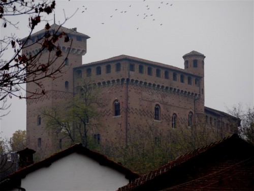 Francavilla Bisio - il castello Guasco III......