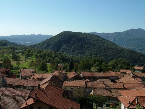 Armeno - Tetti di Armeno Armeno - Tetti di Armeno