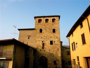 l’antica torre di villa d’adda