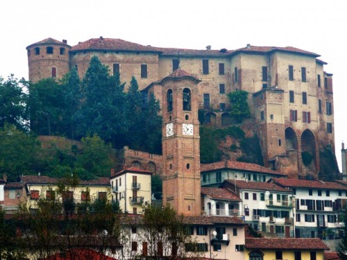 Frinco - Il castello medioevale di Frinco