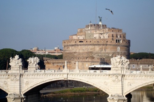 Roma - Castel Sant'Angelo visto dal Lungotevere dei Sangallo 