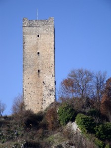 Torre di Torano, sentinella tra Lazio ed Abruzzo