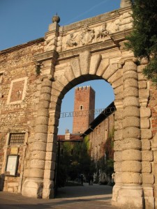 Torre e ingresso al Teatro Olimpico di Vicenza