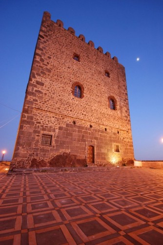 Motta Sant'Anastasia - Linee diagonali Motta Sant'Anastasia - Linee diagonali