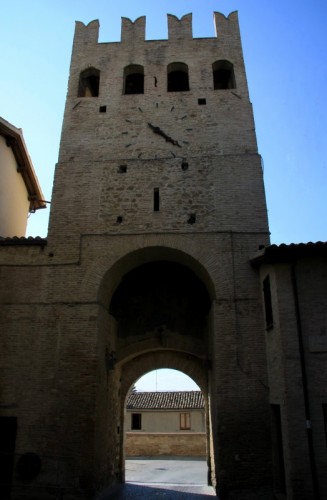Montefalco - porta sant'agostino... Montefalco - porta sant'agostino...