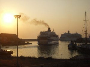 uno sguardo sul porto di Civitavecchia