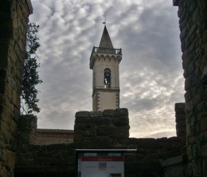 Uno sguardo verso l’alto - Castello Conti Guidi