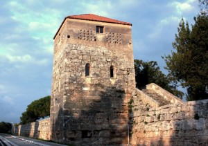 mura e porte romane di Poseidonia