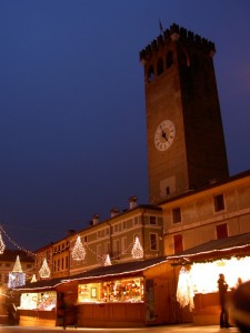 Torre civica - Mercatino di Natale (3)