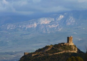 La Torre Normanna di guardia ad Altavilla Milicia