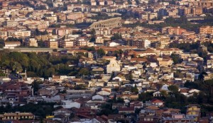 Un pallido sole autunnale su Macchia di Giarre