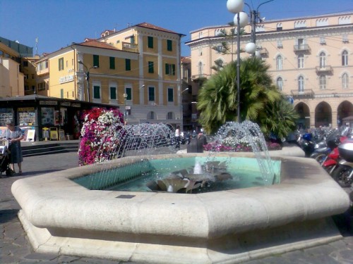 Sanremo - Piazza Colombo d'estate