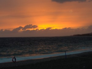 Il sole si scioglie nelle onde Lametine
