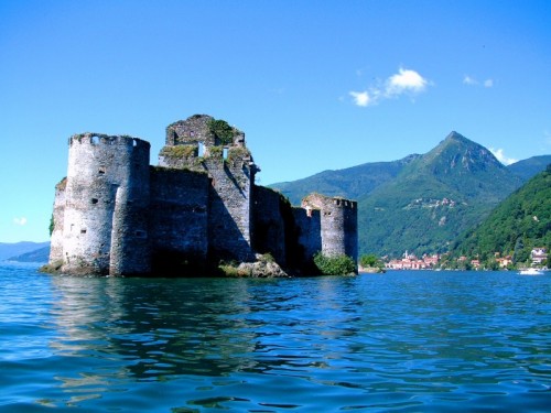 Cannero Riviera - Il lago dei castelli