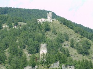 Ruderi dei castelli di Taufers