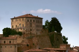 Il castello degli Ajnaldi