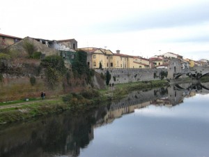 Il bastione le mura e la porta