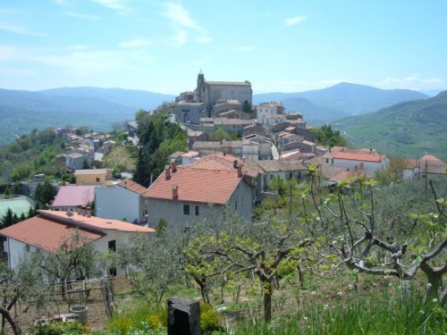 San Giovanni Lipioni - San Giovanni Lipioni in primavera San Giovanni Lipioni - San Giovanni Lipioni in primavera