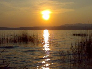 Sirmione, tramonto alla Punta Staffalo