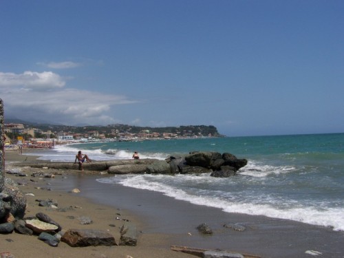 Albissola Marina - Una giornata al mare Albissola Marina - Una giornata al mare