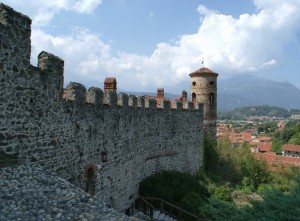 Il Castello domina il borgo