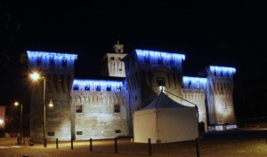 la rocca di Cento di notte…
