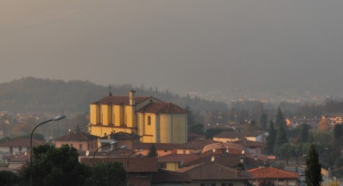 Muscoline - Panorama sulla chiesa di Muscoline