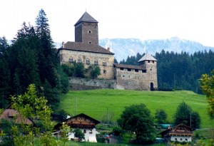 Castel Regino -Burg Reinegg 2