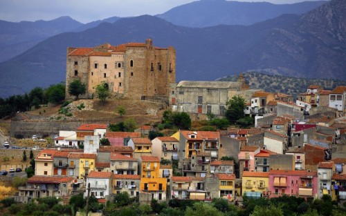 Castelbuono - nel regno della " Manna " Castelbuono - nel regno della " Manna "