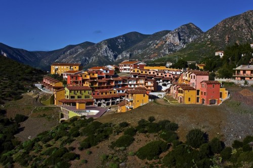 Iglesias - bellissime case di nebida