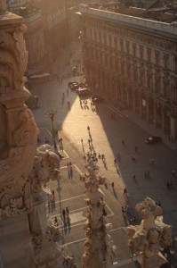 luce in piazza duomo