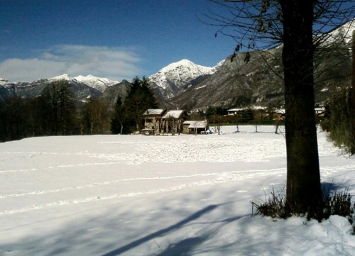 Cremeno - Maggio sotto la neve Cremeno - Maggio sotto la neve