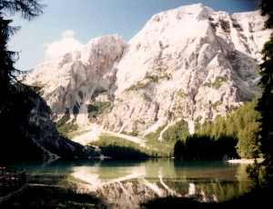 Un angolo del lago di Braies