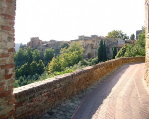 Antiche mura di Toscana