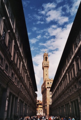 Firenze - tra i palazzi....IL PALAZZO