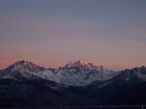 Alba sul Grand Combin