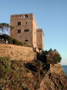 Torre Aurora al tramonto