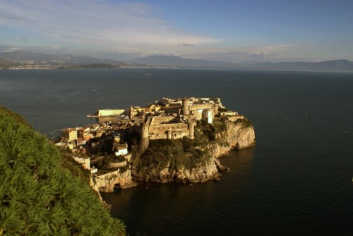 Gaeta - Tramonto su Gaeta Gaeta - Tramonto su Gaeta