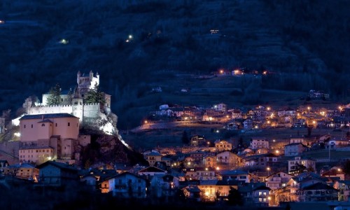 Saint-Pierre - Panoramica con castello