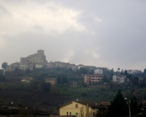 Pioggia e foschia su Fabro