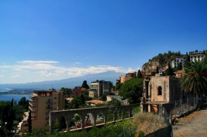 Taormina Finestra sull’Etna