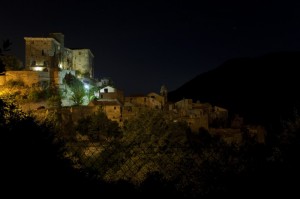 notte sul borgo fantasma