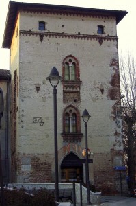 una torre del vecchio castello di Divignano