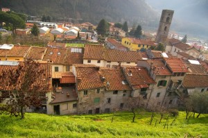 A rotta di collo verso Borgo a Mozzano!