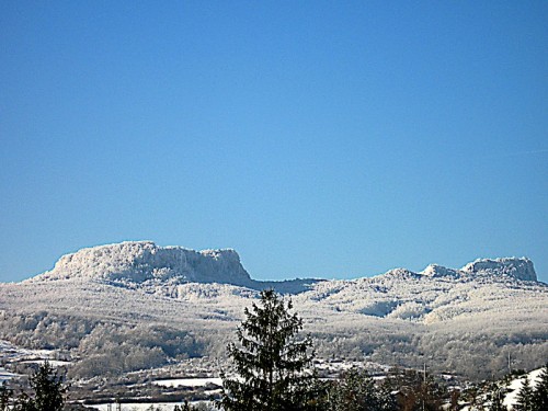 Carpegna - il sasso innevato Carpegna - il sasso innevato